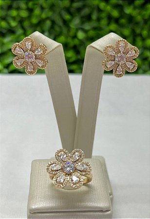 Cojunto Anel e Brinco Flor Cravejado Cristal