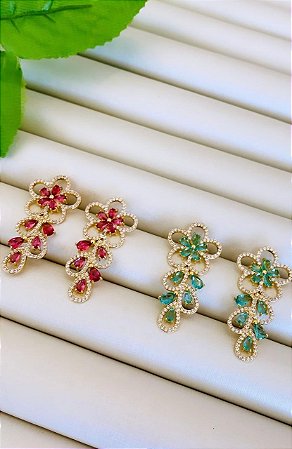 Brinco Flor Pedrinhas