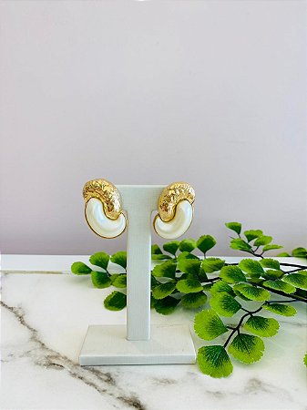 Brinco Dourado e Perola