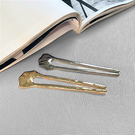PENTE METAL ORGÂNICO DOURADO