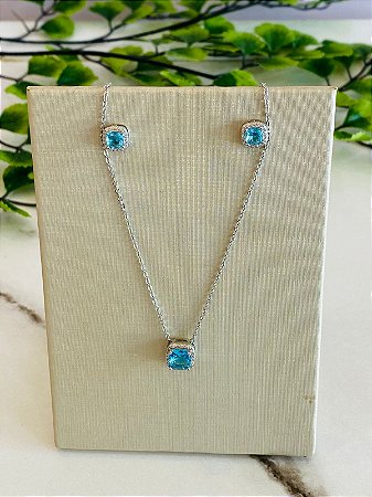 Conjunto quadradinho azul serenite