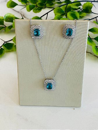 Conjunto quadrado cravejado