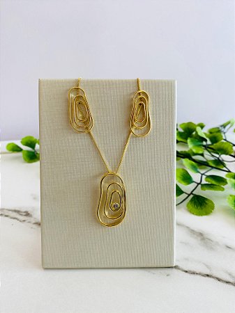 Conjunto Enrolado Dourado