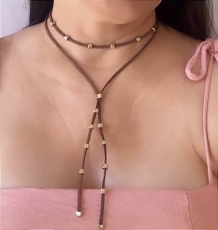 COLAR GRAVATINHA COURINO