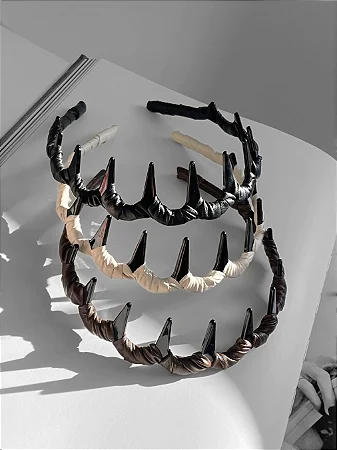 Tiara Pente Courino