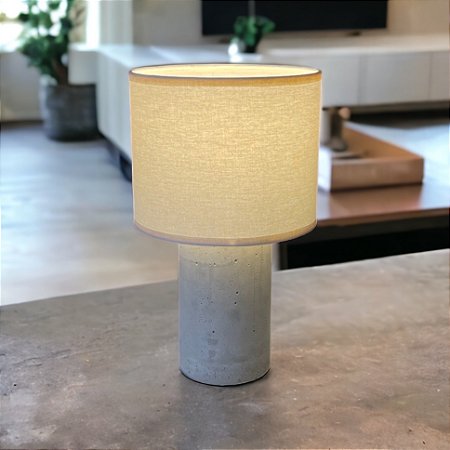 Luminária de mesa P1