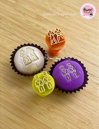 Carimbo para Brigadeiro Noivos 2