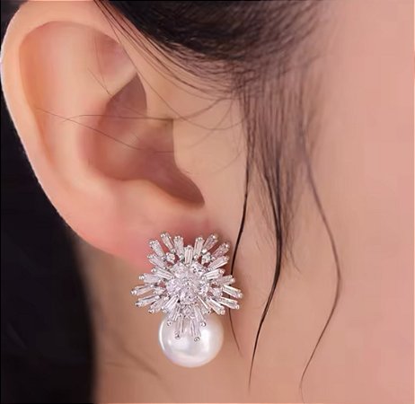 Brinco Pérolas e Zircônias 026