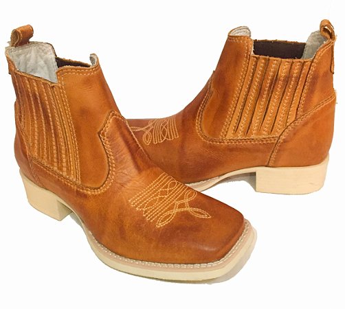Botina Camel Sola Marfim Bico Quadrado