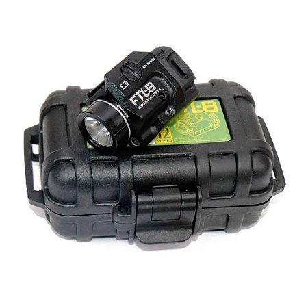 LANTERNA TÁTICA COM MIRA LASER FTL-8 (500 LUMENS)
