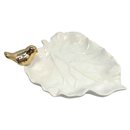 Prato Decorativo de Porcelana em Formato de Folha Branca e Passarinho Dourado
