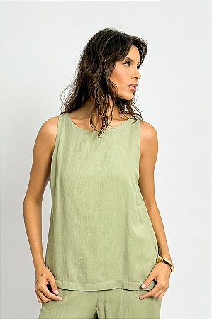 Regata Básica Decote Redondo Botões Costas