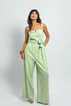 Macacão Viscolinho Decote Reto Detalhe Amarração Cintura