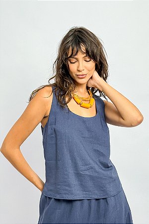 Regata Viscolinho Detalhe Costas