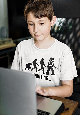 Camiseta Infantil Updating