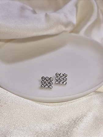Brinco quadrado de zirconia ANTIALÉRGICO