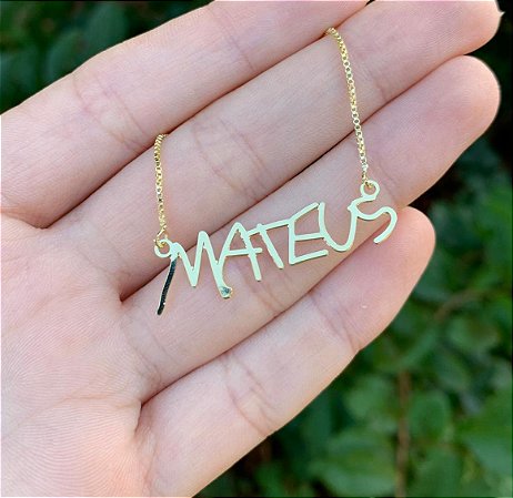 Gargantilha PERSONALIZADA letra do filho ANTIALÉRGICA
