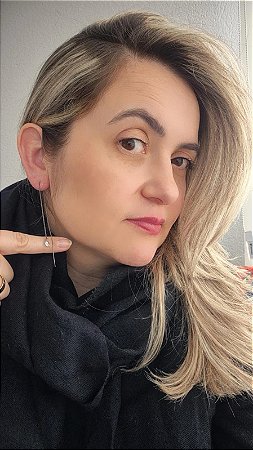 Brinco ear line com cristal ANTIALÉRGICO