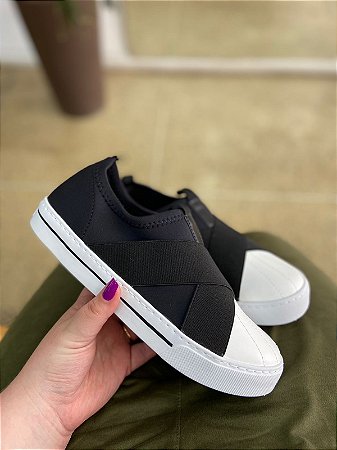 Tênis slip on preto elástico X