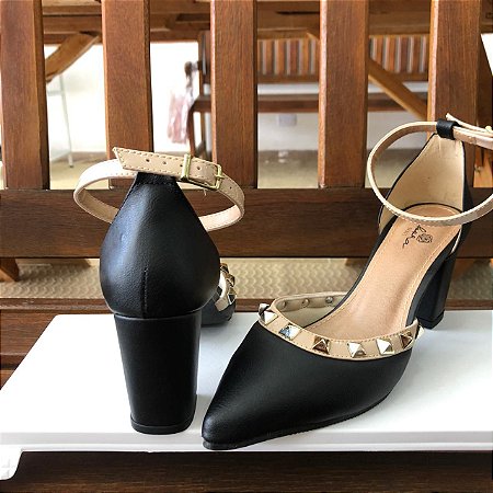 SCARPIN VALENTINO PRETO - Debora Shoes