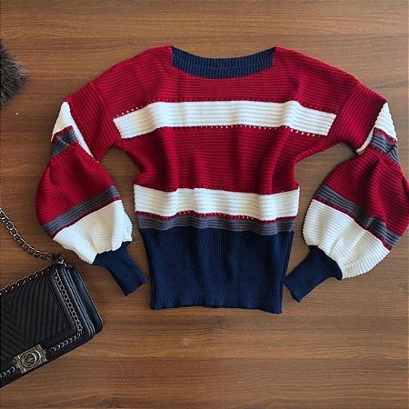 Blusa em linha manga bufante