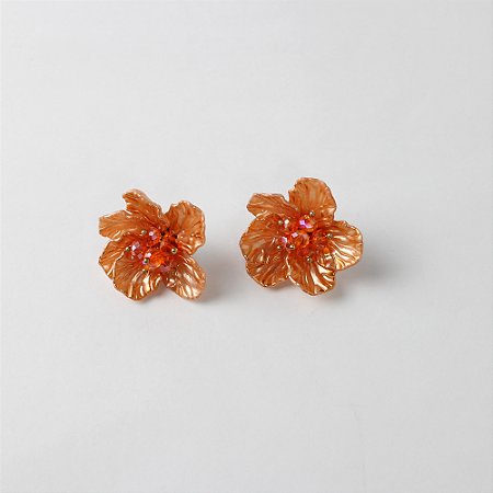 Brinco Metal Flor com Acabamento Dourado e Prateado
