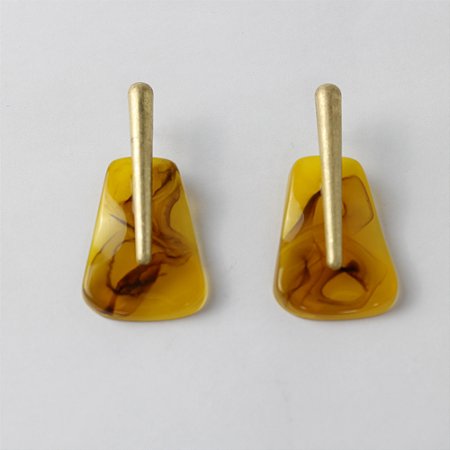 Brinco Metal Longo com Resina Marmorizada