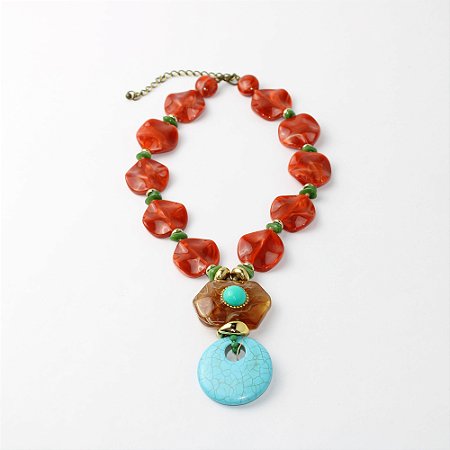 Colar Curto Turquesa com Pedras e Pingente