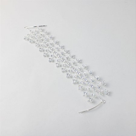 Prendedor Metal Arranjo Prateado com Cristais