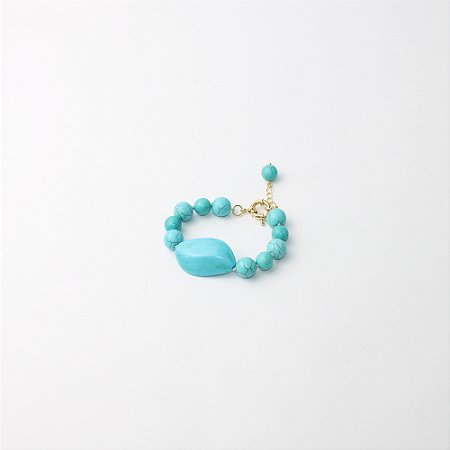 Pulseira de Pedras Turquesa com Bolas e Fecho Boia Dourado
