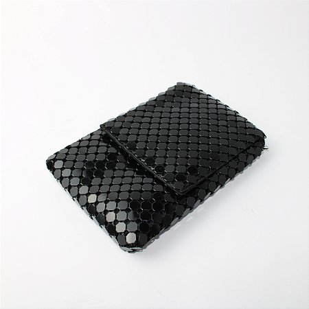 Bolsa de Mão Pequena em Malha de Metal com Alça de Corrente