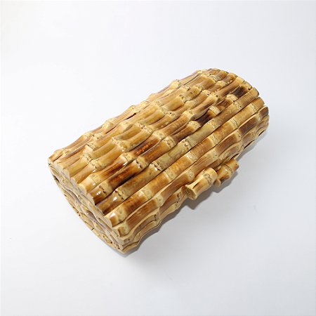 Bolsa Clutch em Bambu Natural com Design Estruturado