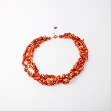 Colar de Pedras Cascalho com Três Voltas e Ajuste Dourado