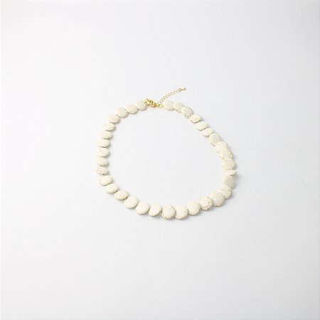 Colar de Metal com Pastilhas Resinadas