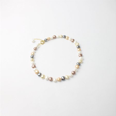 Colar de Metal Curto Pastilhas em 3 Tons