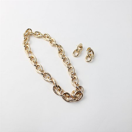 Conjunto de Colar e Brincos de Metal com Elos Ovais