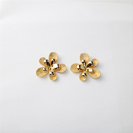 Brinco Metal Flor Dourado