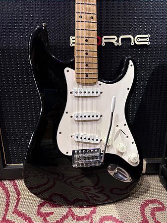 Guitarra Squier by Fender Affinity - semi novo