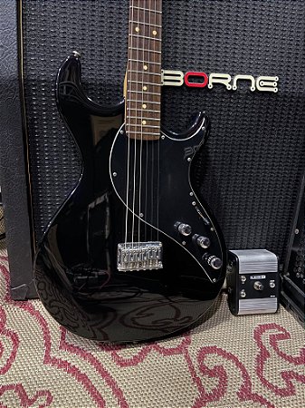 Guitarra Line 6 Variax blindada 100% + pedal completo e case – usado