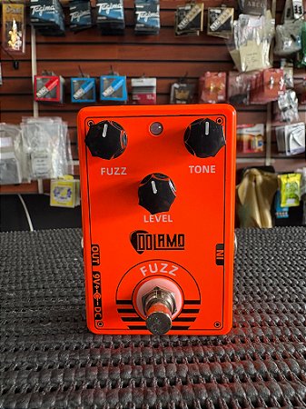 Pedal Fuzz Dolamo Novo
