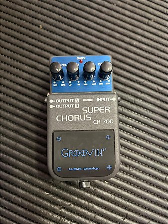 Pedal Super Chorus Ch700 Groovin Na Caixa – Usado