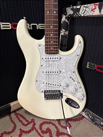 Guitarra Tagima Memphis Mg32 Bico Papagaio – Usado