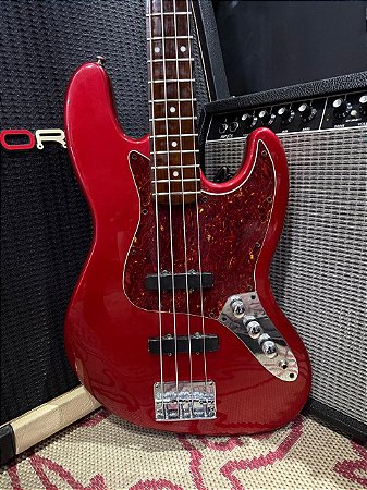 Baixo Fender Southern Cross Jazz Bass – Usado