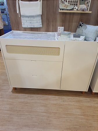 Cômoda Com Sapateiro Ollie Pés Madeira (2 Cores Disponíveis)