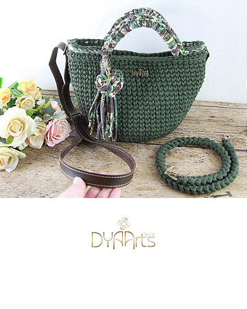 BOLSA JULY COR- VERDE MILITAR, CROCHÊ COM ESTILO.