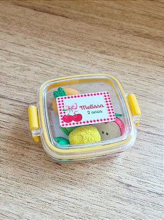 Mini Marmita com Borrachinhas em Formato de Fruta