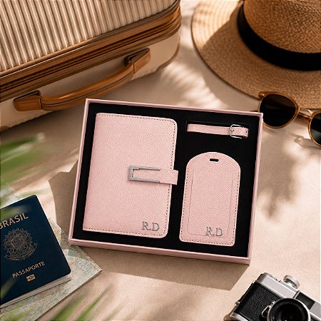 Kit Viagem 2 Peças Suporte de Passaporte e documentos e Tag de mala Personalizado com sua inicial ou logo