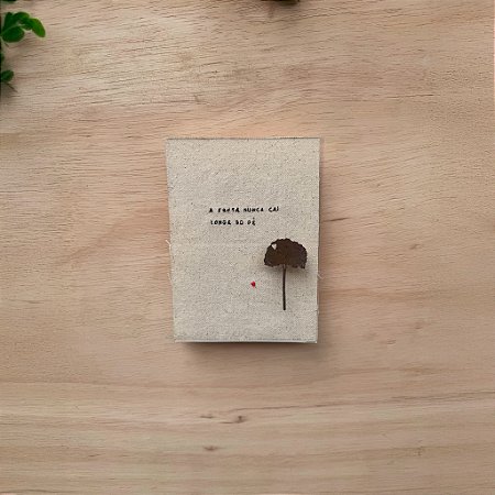 Moldura Acrílica Flutuante Bordado - A fruta