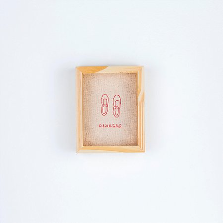 Quadro Caixa Bordado com Acrílico P – Devagar