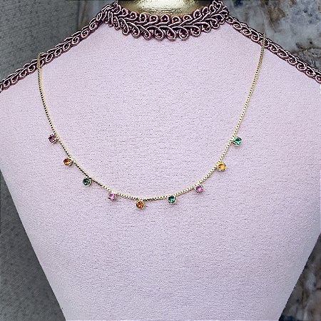 Colar Choker Pontinhos Coloridos Escuros Semijoia Ouro